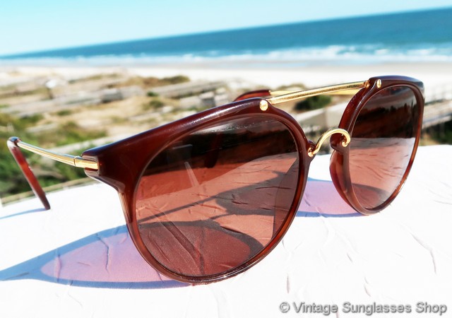 Vintage sunglass shop sales